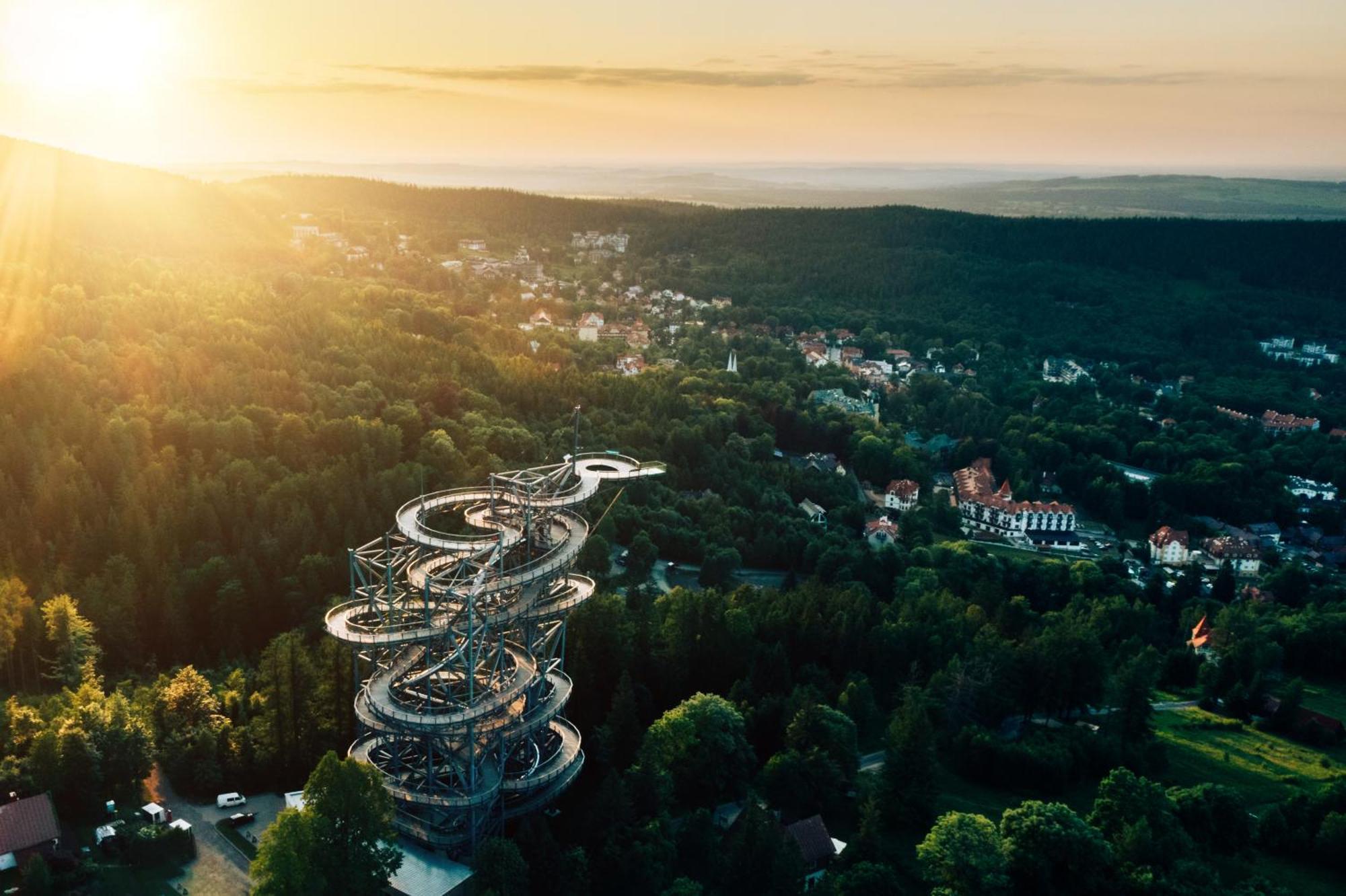 Elements Hotel&Spa Świeradów-Zdrój Buitenkant foto Aerial view of the observation tower